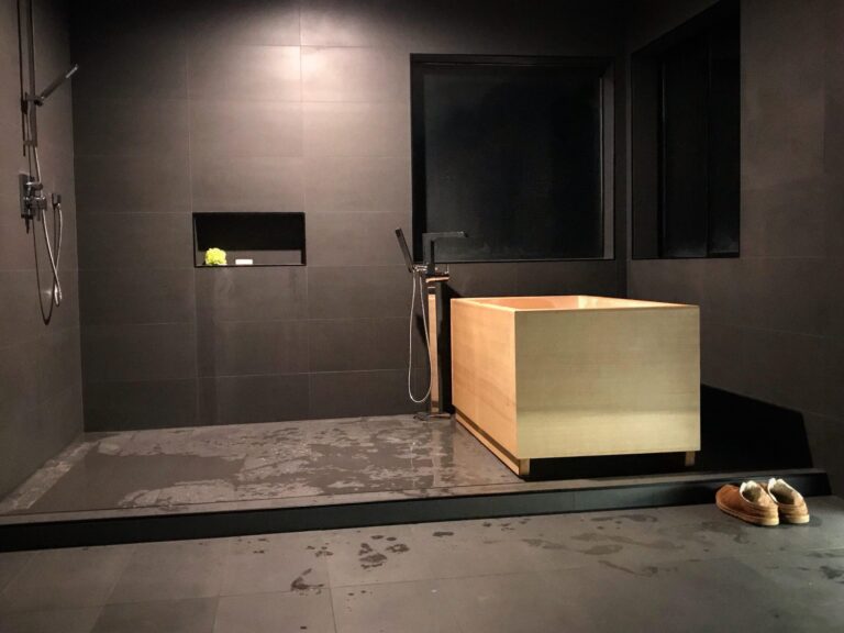 Hinoki Onsen Ofuro wood tub installed with wet floor
