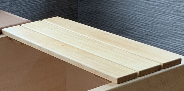Ofuro bath tray made from Hinoki wood
